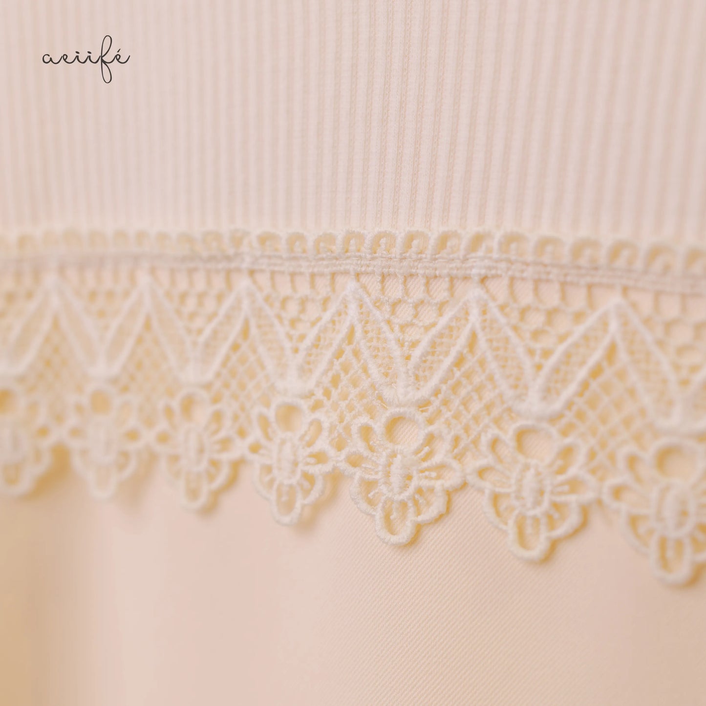 三重質料拼接上衣