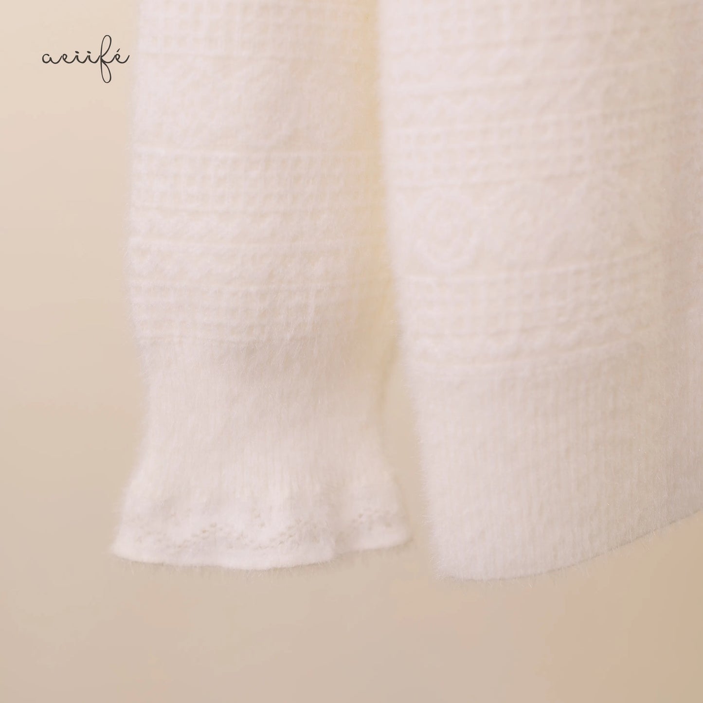 質感編織紋理仿貂絨針織上衣