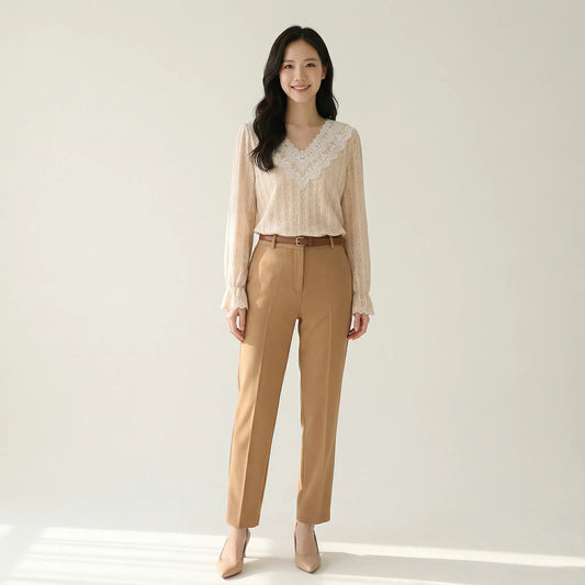 精緻V型勾花領直紋絨毛蕾絲上衣