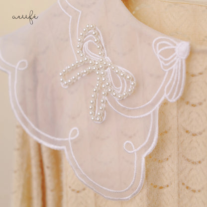 釘珠刺繡領直紋絨面蕾絲上衣