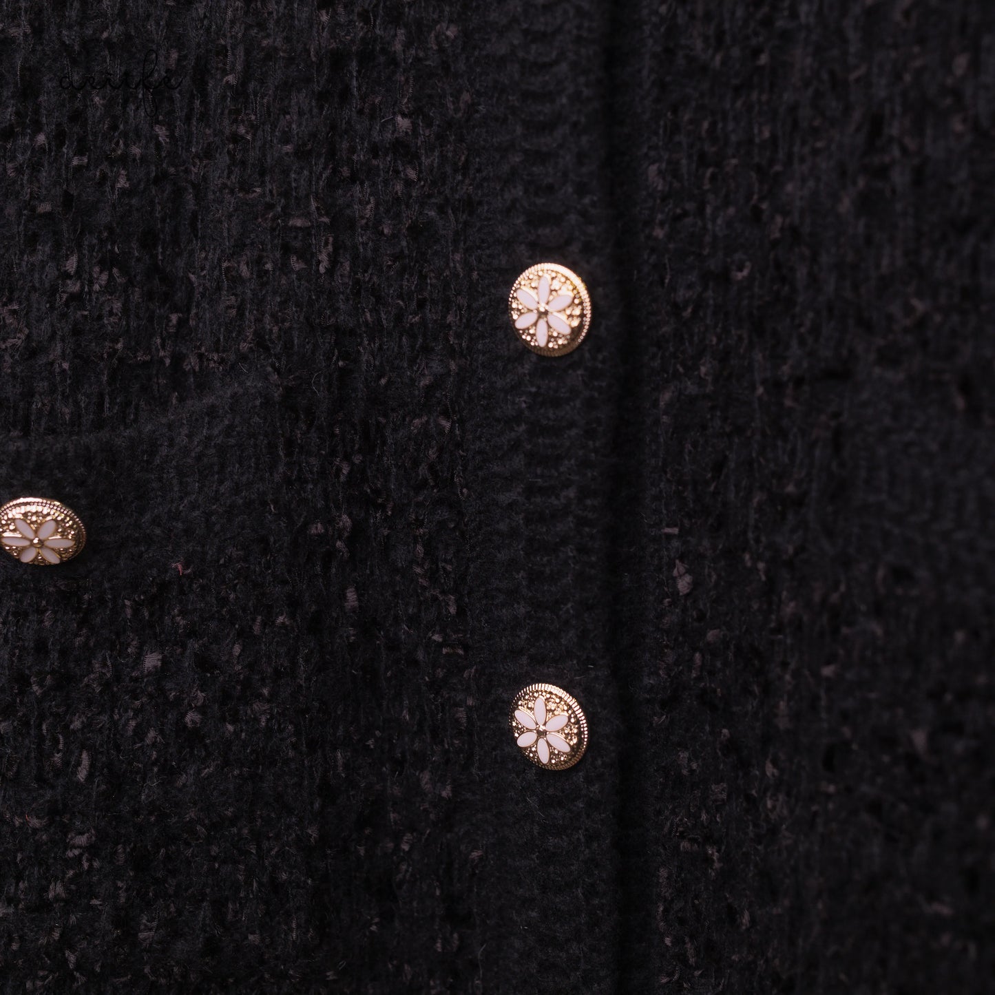 質感金屬鈕扣針織外套