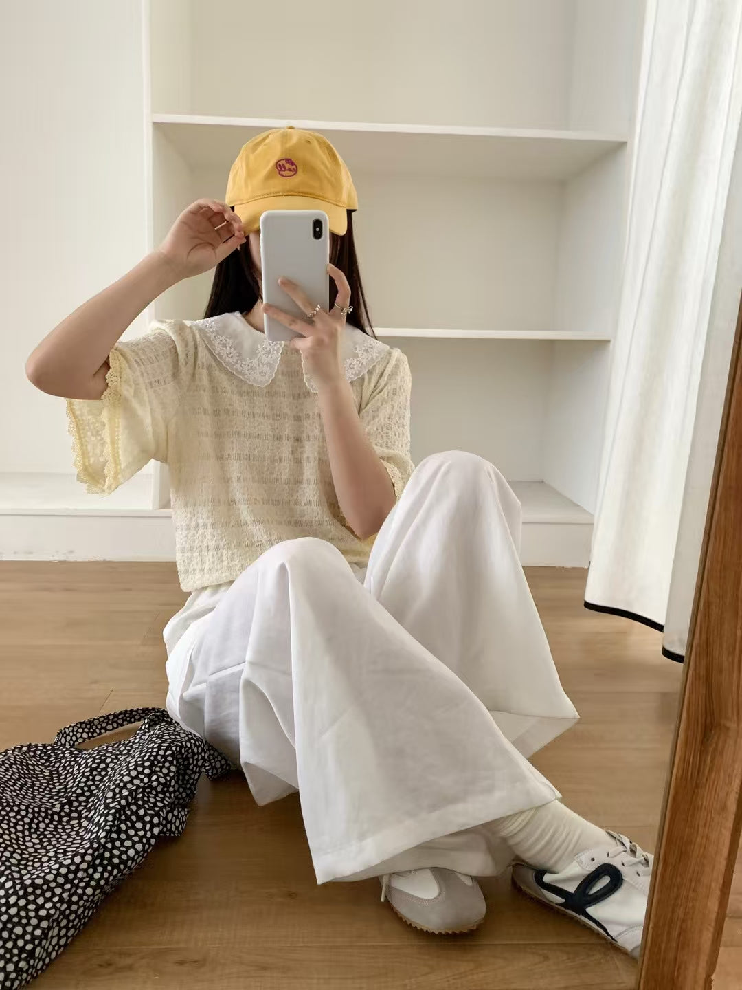 邂逅的氣息 | 立體刺繡領質感紋理上衣