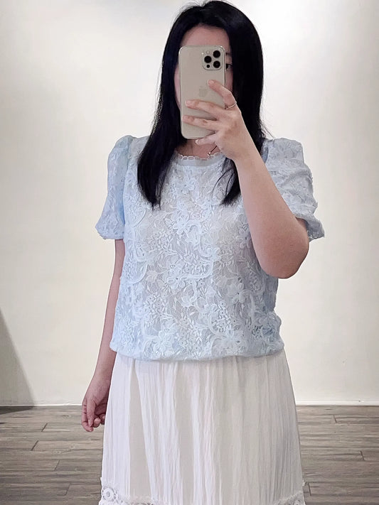 夏日的浪漫 | 細緻蕾絲空氣感上衣